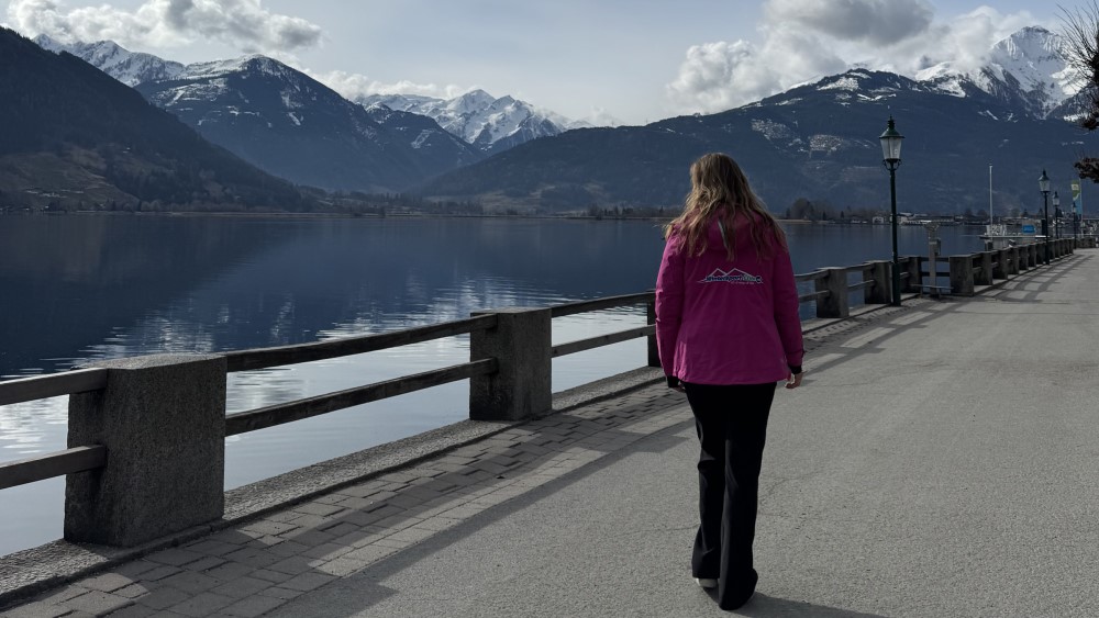 Wandelen aan de Zellersee.